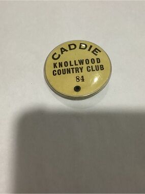 Vintage CADDIE KNOLLWOOD COUNTRY CLUB 84 was an authorized caddie.